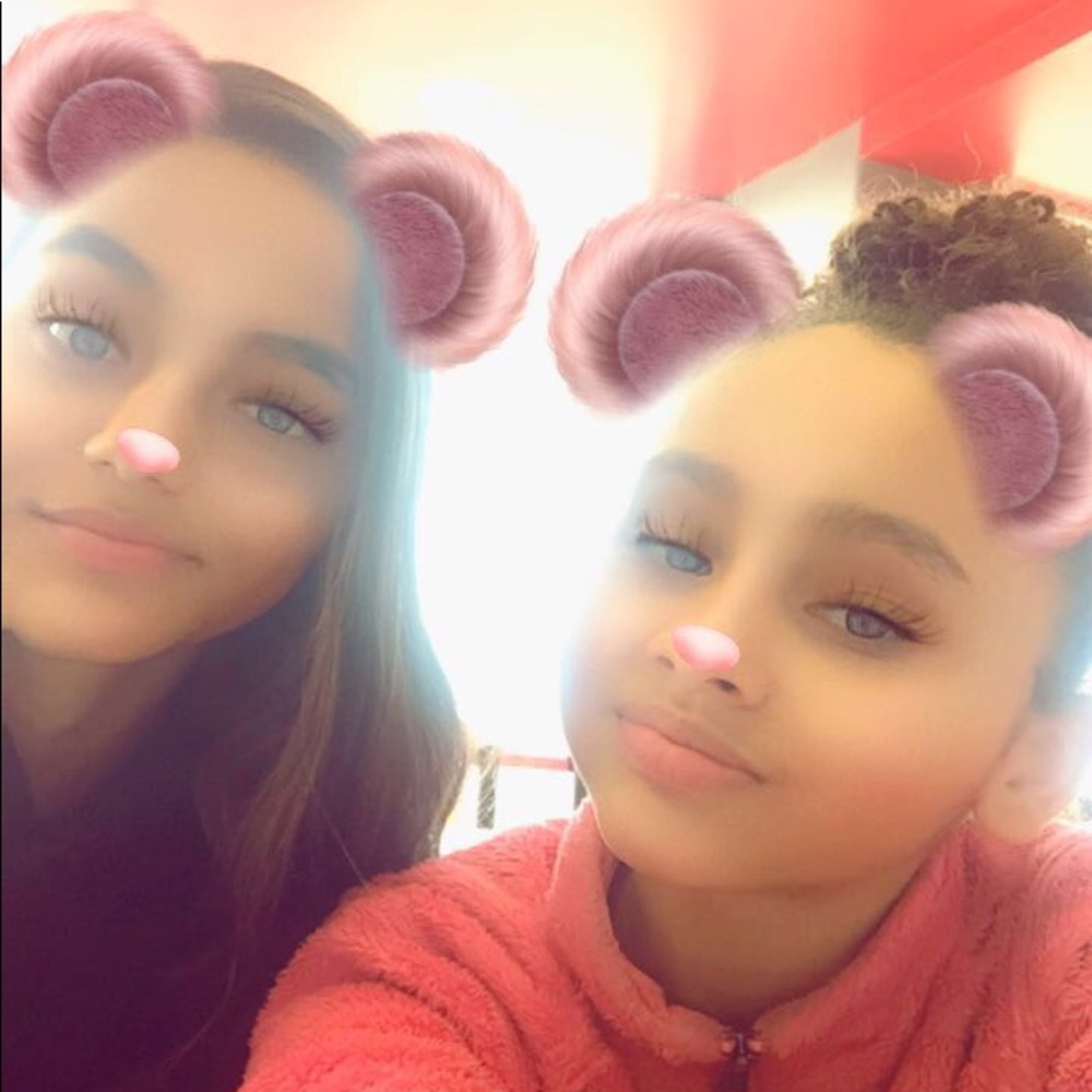 Meet your Posher, Keyarra